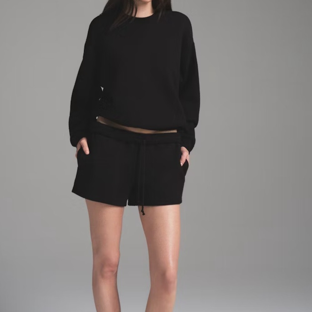 NWOT skims cooton fleece CLASSIC CREWNECK